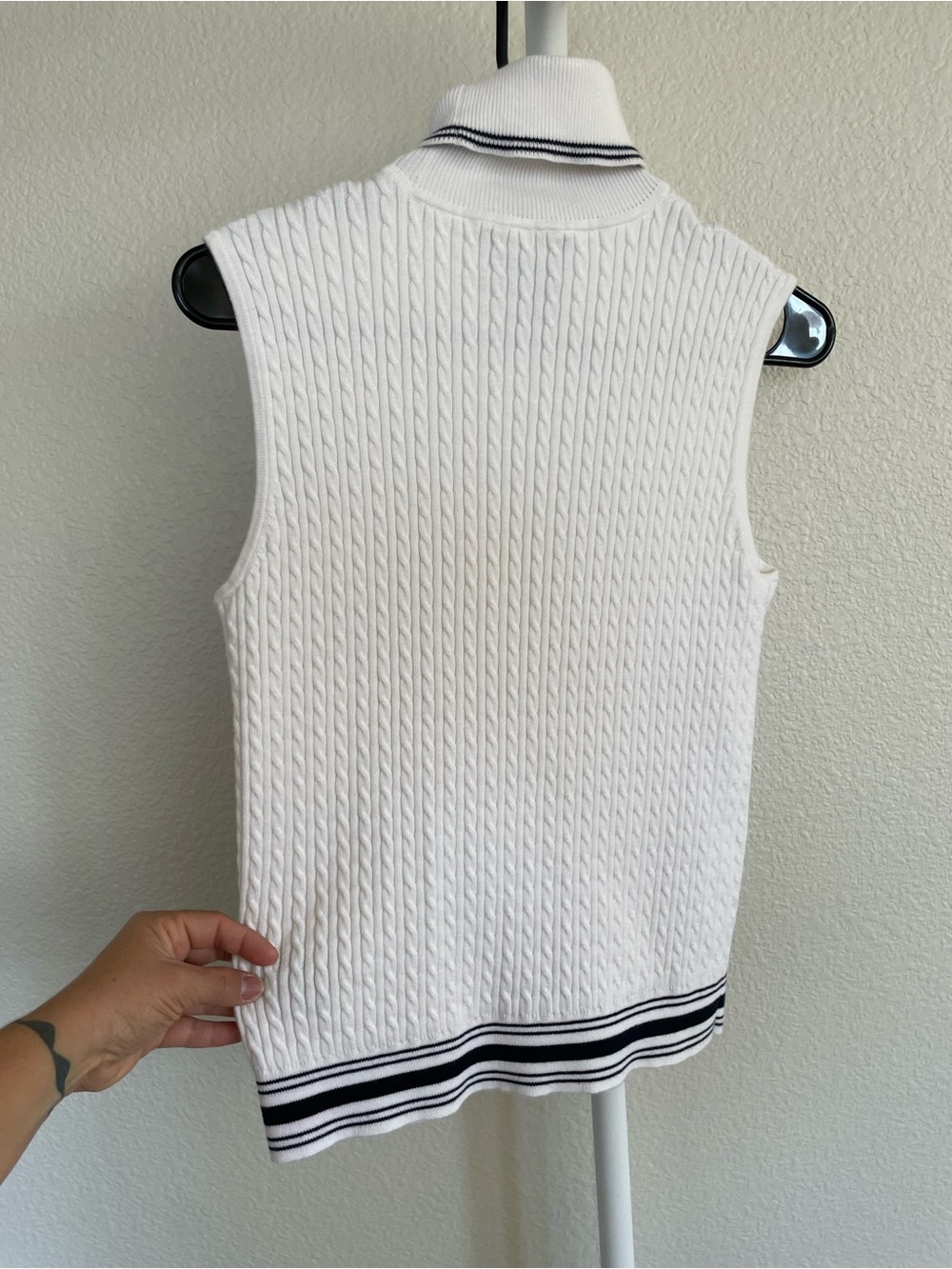 Lauren Ralph Lauren white cable-knit sleeveless turtleneck sweater vest Medium - Picture 4 of 7